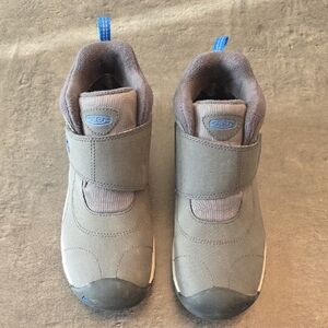 Keen Kids Boots in Gray with Blue Accents